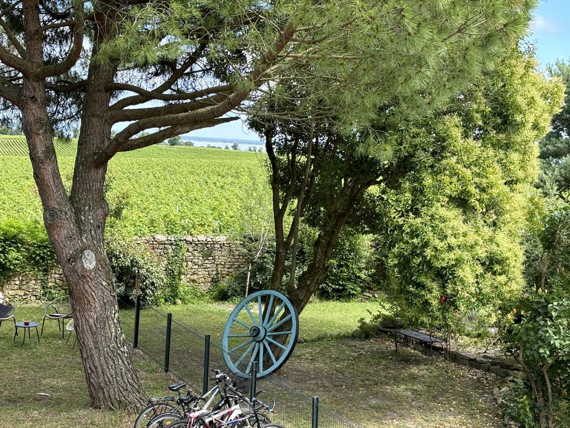 Maison Jeroboam Saint-Estèphe Buitenkant foto